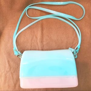 Crossbody handbag